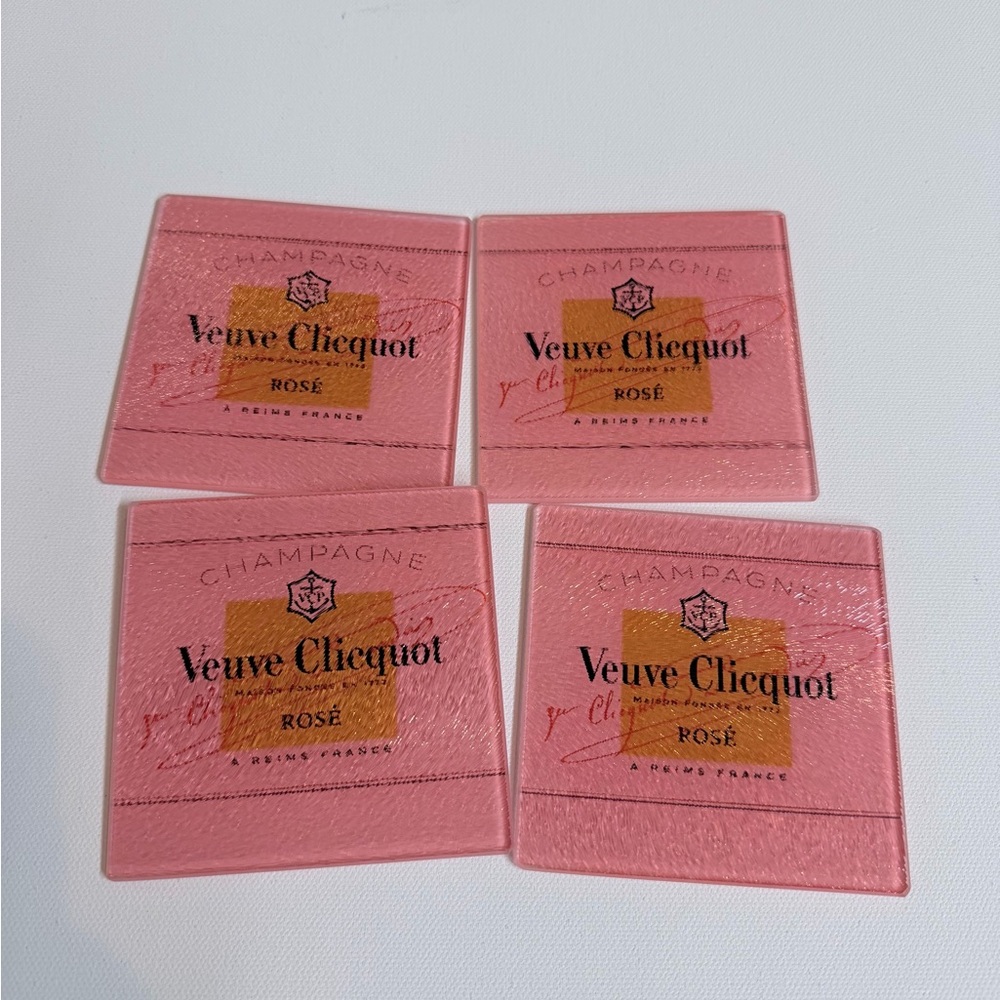 New::::::::VUEVE pink butterfly coaster set:::::
